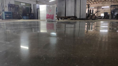 惠州市龍豐工廠水泥地起灰處理與高性能混凝土減水劑的應用